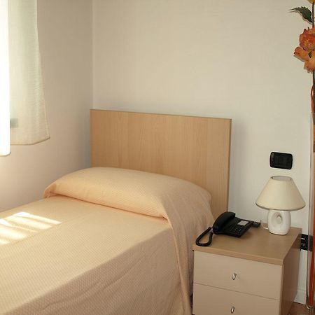 Hotel Karol Monza Eksteriør bilde
