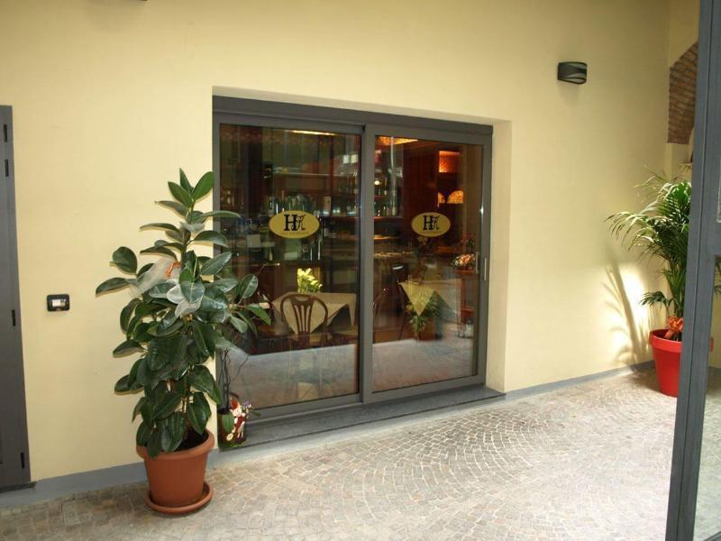 Hotel Karol Monza Eksteriør bilde
